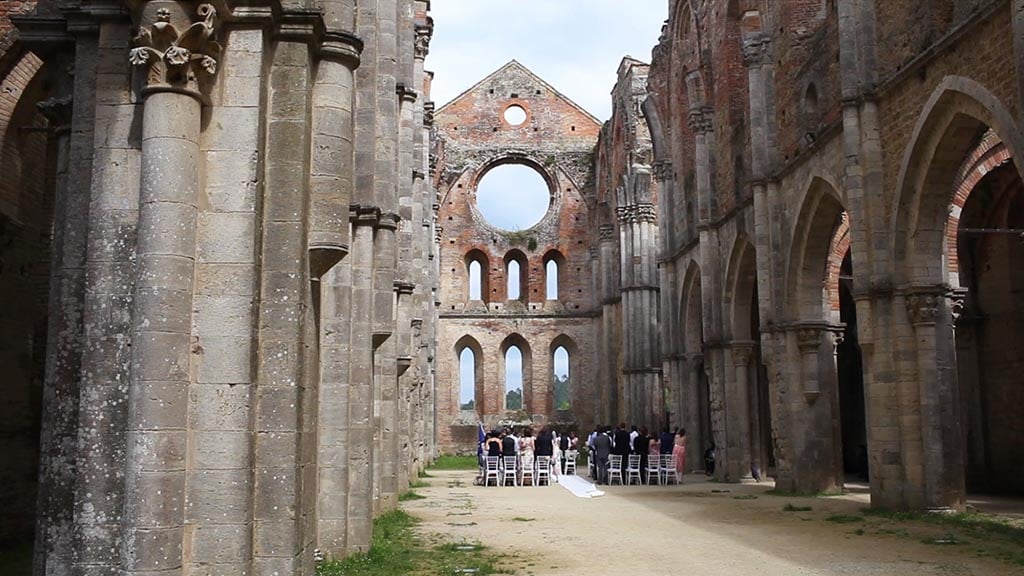 San Galgano wedding: A view of the beautiful San Galgano abbey during the wedding ceremony San Galgano wedding: A view of the beautiful San Galgano abbey during the wedding ceremony